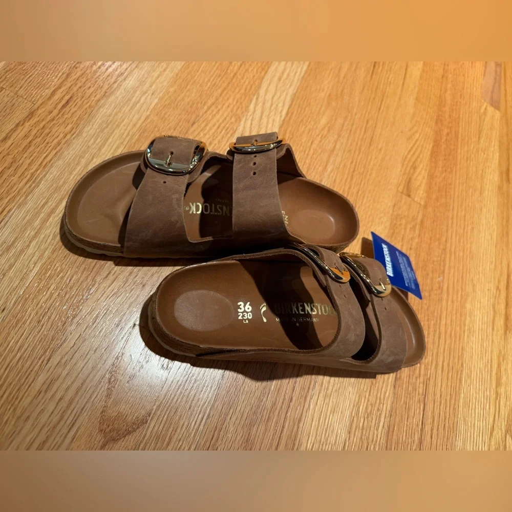 Birkenstock Women’s Arizona Big Buckle Tan Double-Strap Sandals. NWT. Size 36 - Picture 3 of 4
